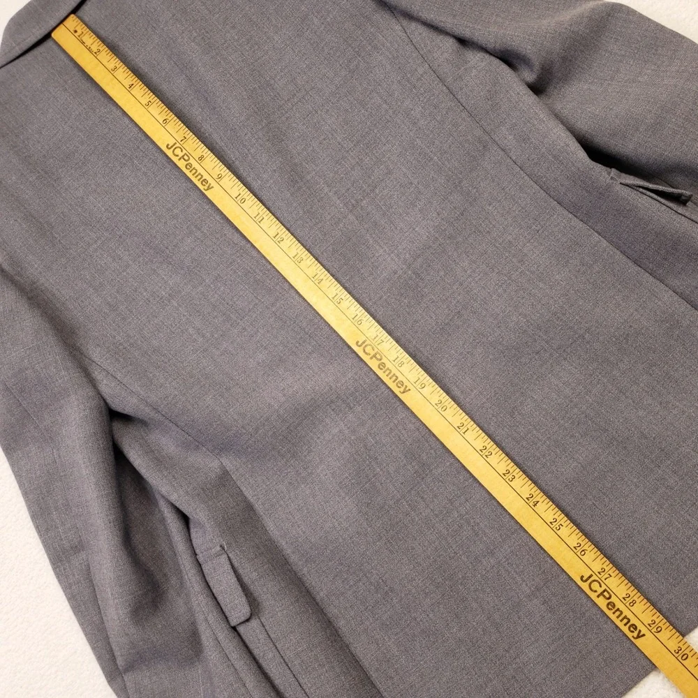 Chaps Ralph Lauren Blazer Men 38R Gray Two Gold Crest Button Wool Sport Coat USA